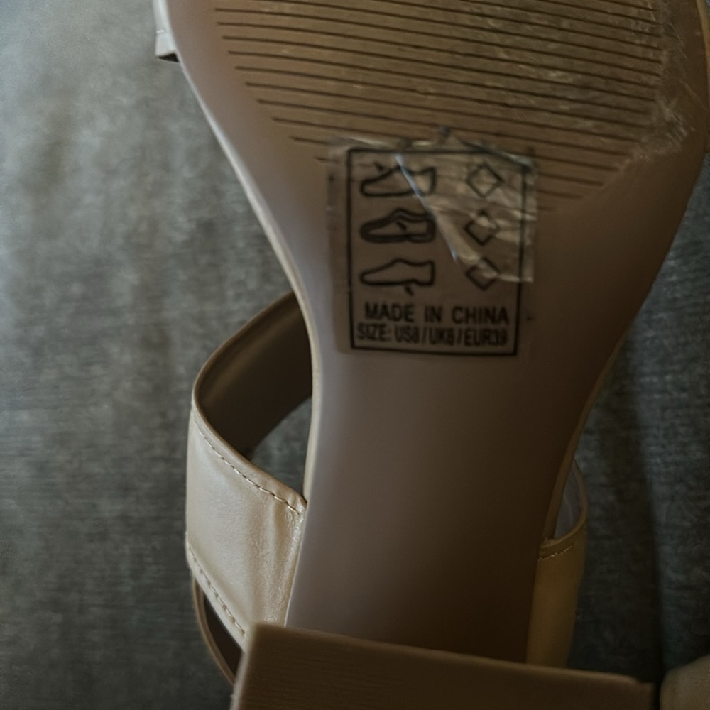 Qupid Tan Heeled Sandals - Picture 4 of 4